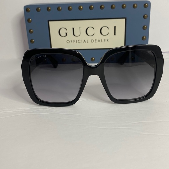 New Gucci GG0096S 001 54 Ladies Sunglasses - Picture 3 of 14